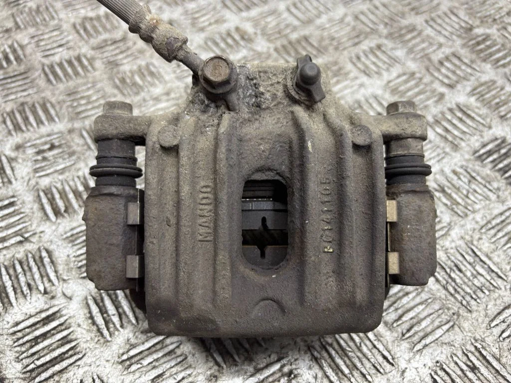 Tagumine pidurisadul – parem