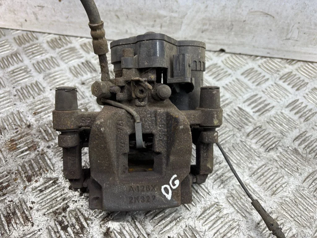 Rear brake caliper GX732K327BE