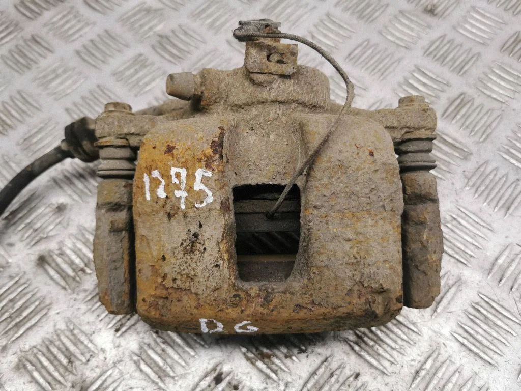 Rear brake caliper – right