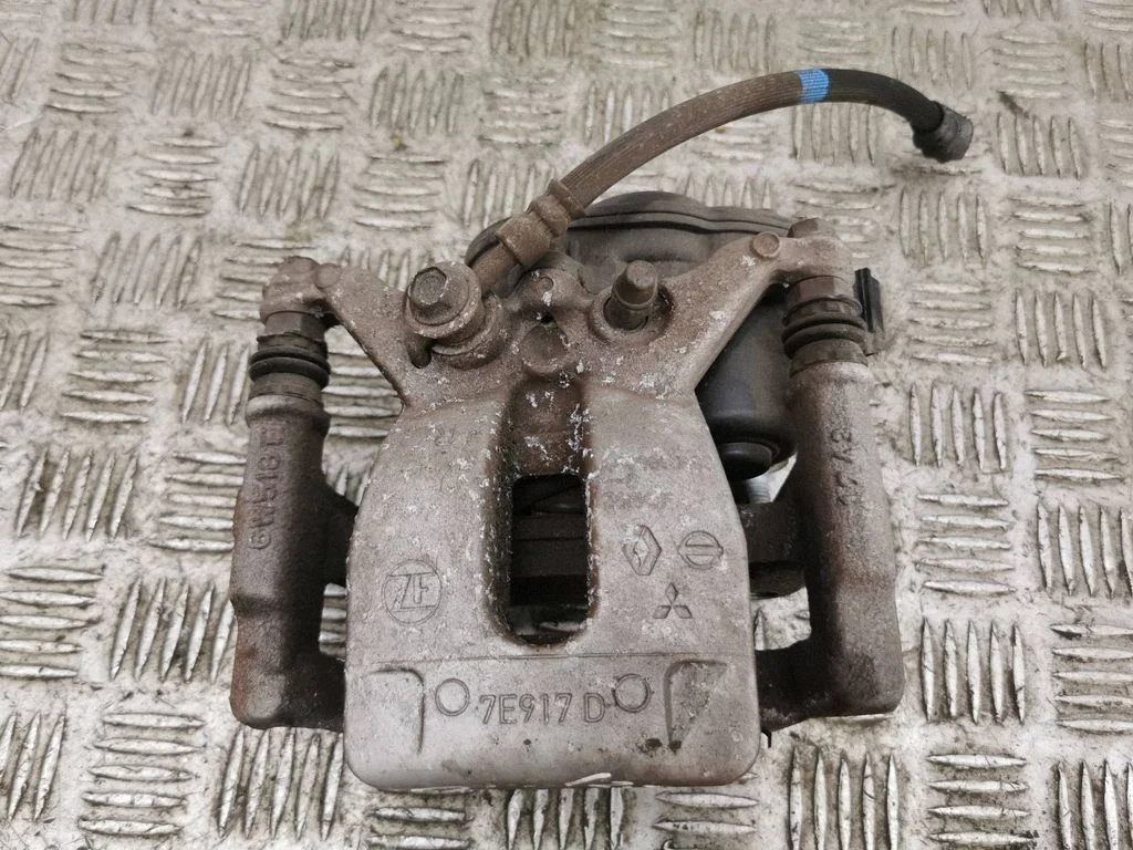 Tagumine pidurisadul – parem