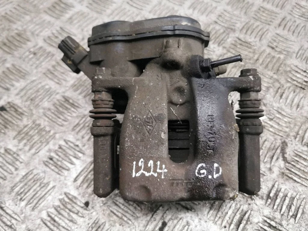 Rear brake caliper – right