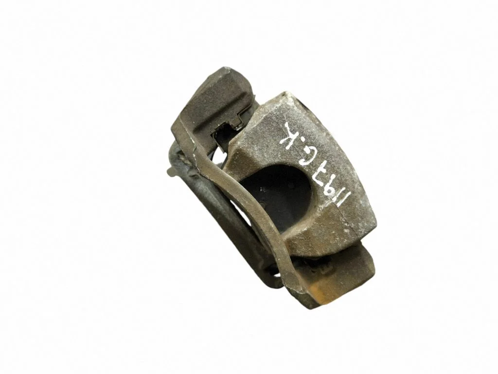 Rear brake caliper – left