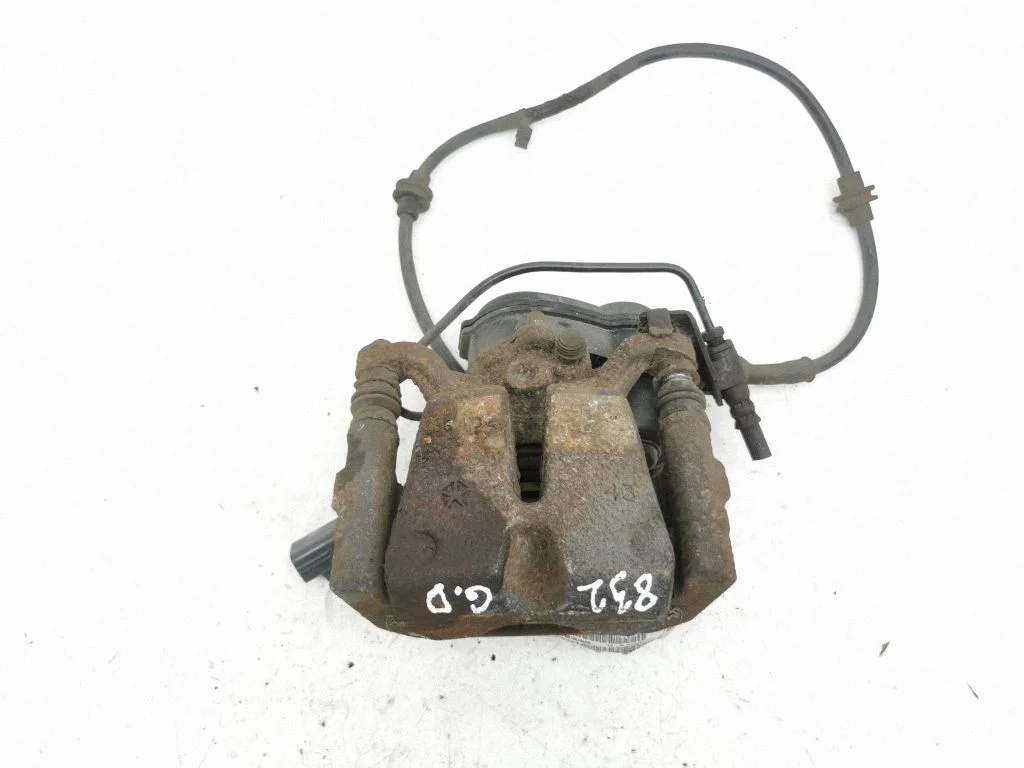 Rear brake caliper – left