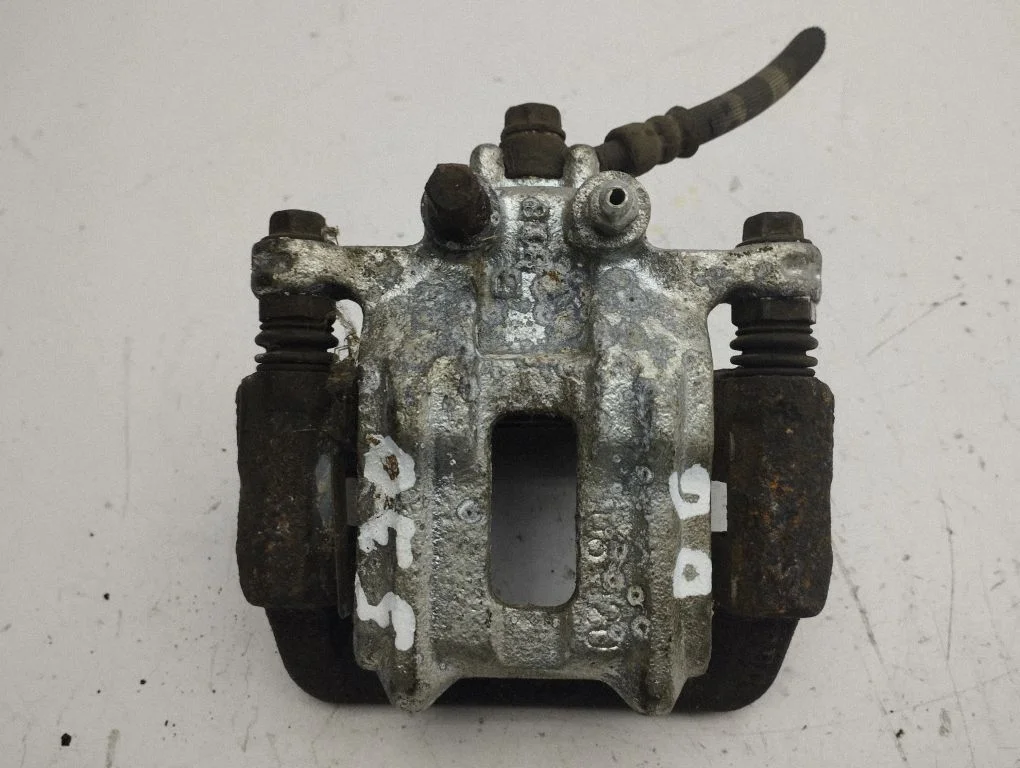 Tagumine pidurisadul – parem
