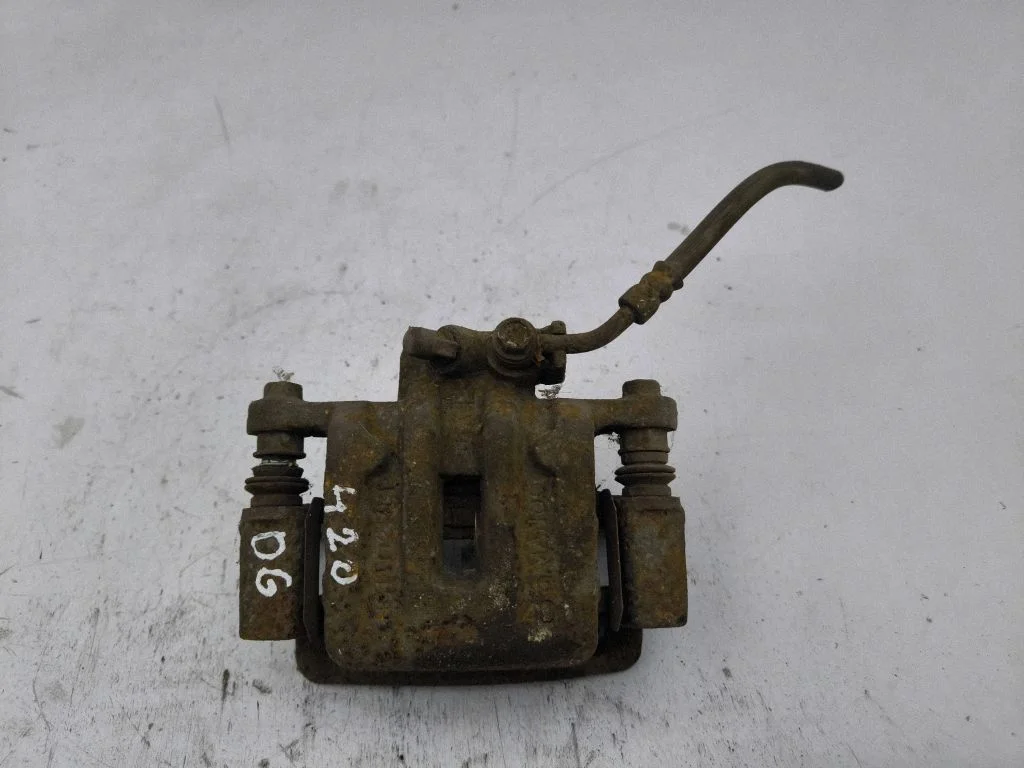 Rear brake caliper – right