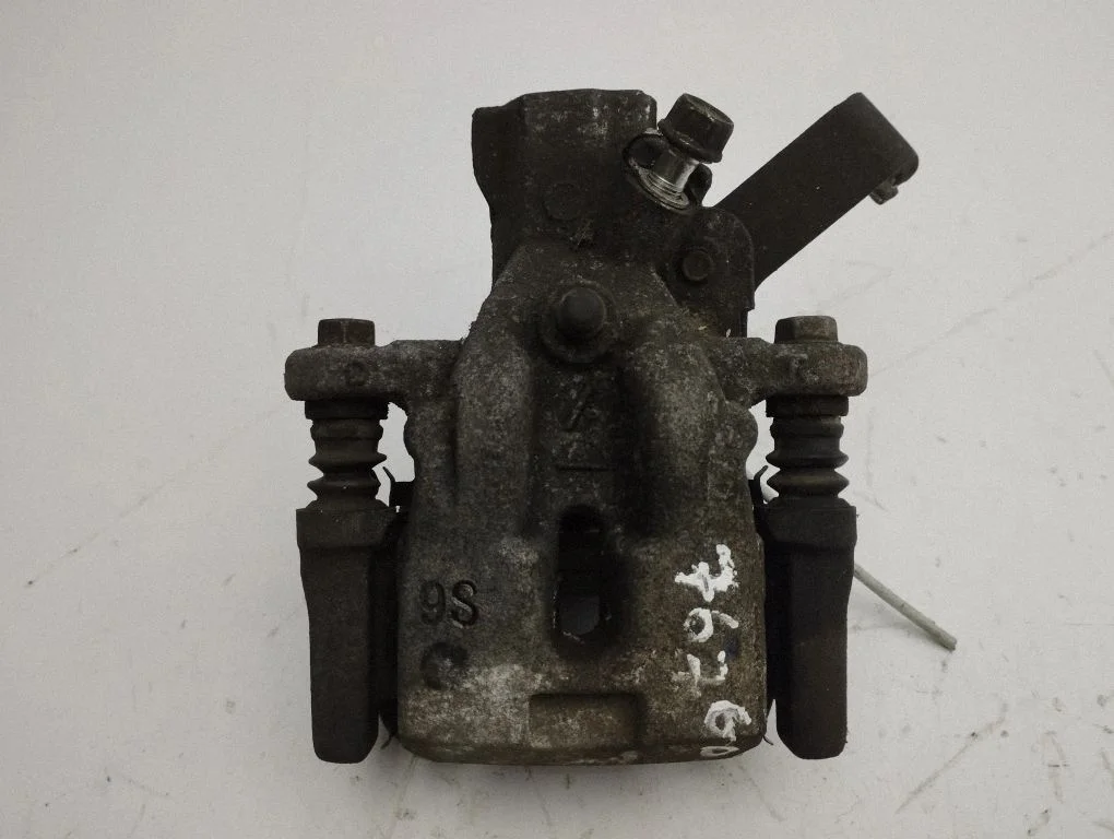 Rear brake caliper – right