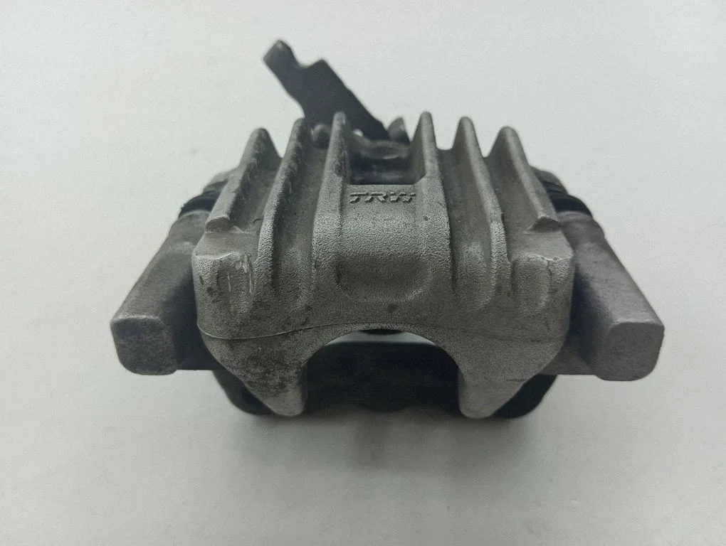 Rear brake caliper 9146D