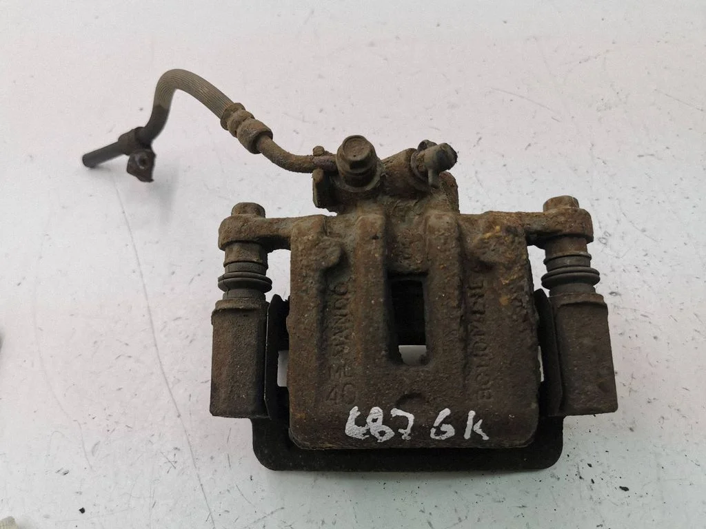 Rear brake caliper BG412030