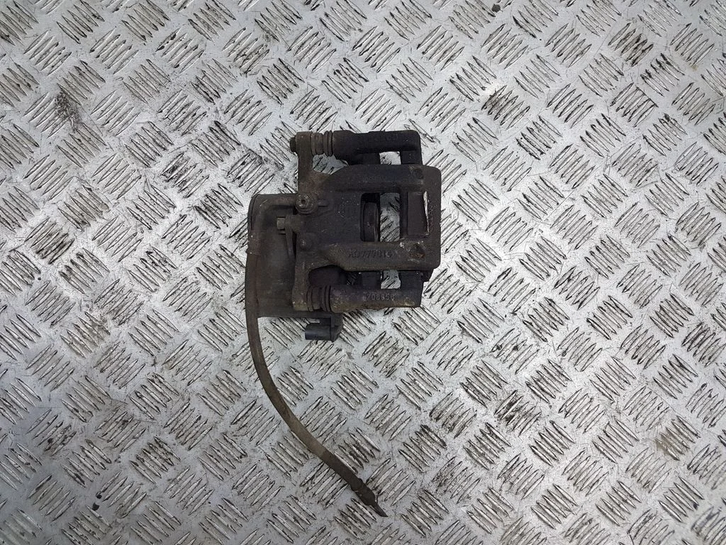 Rear brake caliper AD777014
