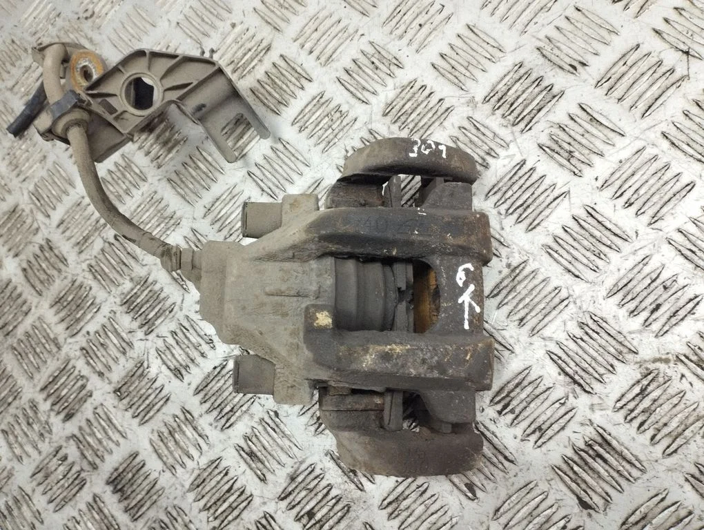 Rear brake caliper 65952401