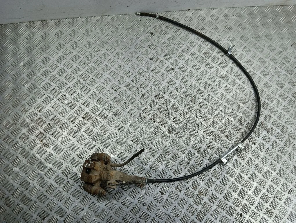 Rear brake caliper – rear left