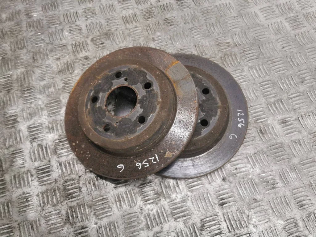 Aizmugurējais bremžu disks