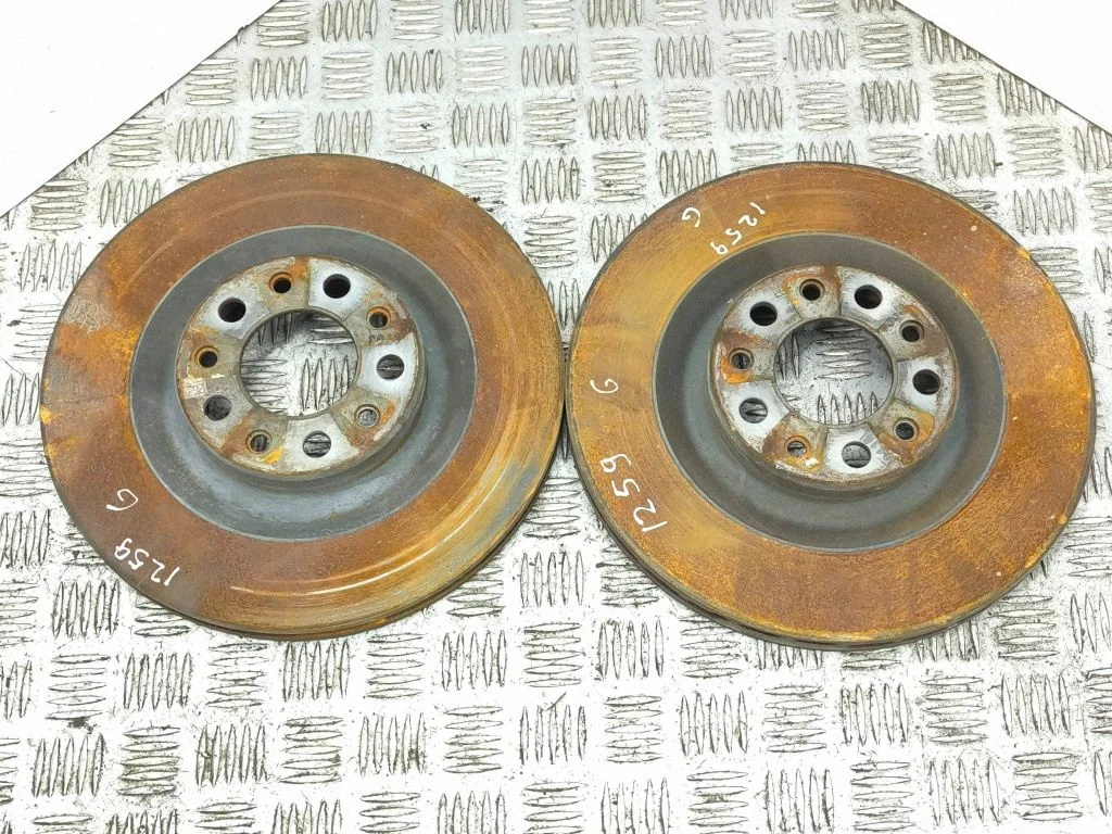 Aizmugurējais bremžu disks