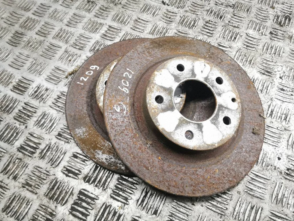 Aizmugurējais bremžu disks