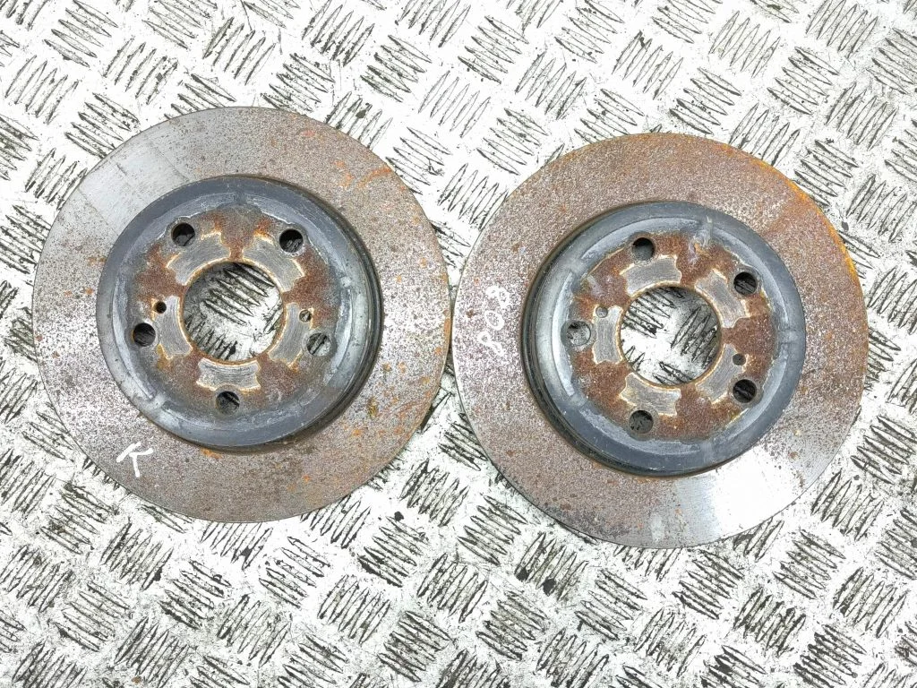Tagumine piduriketas