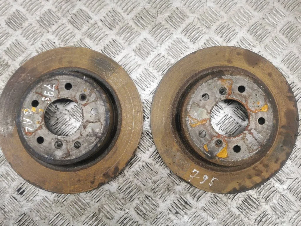 Aizmugurējais bremžu disks