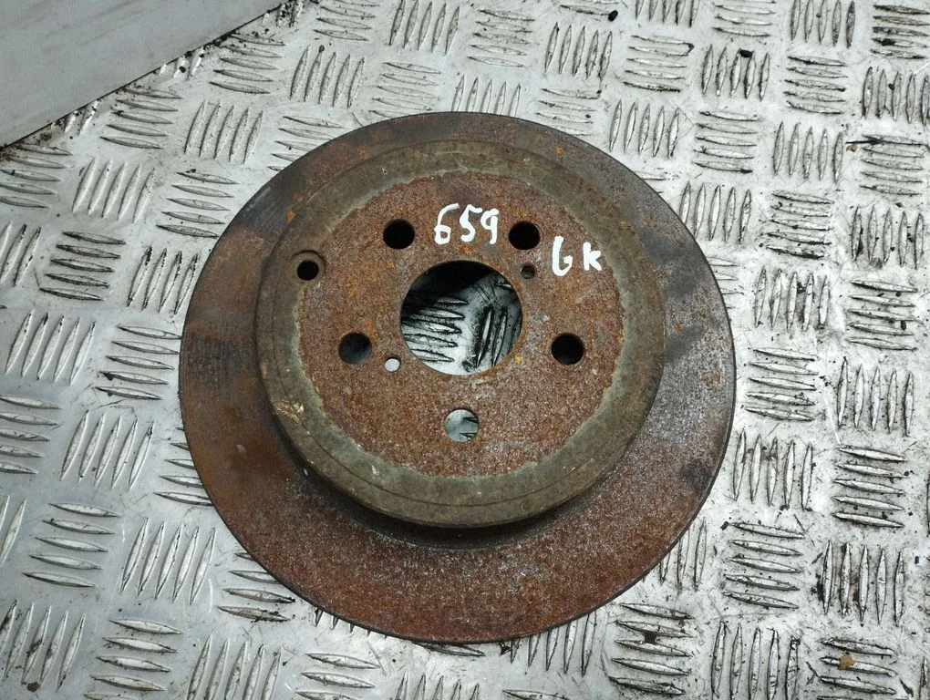 Rear brake disc – left