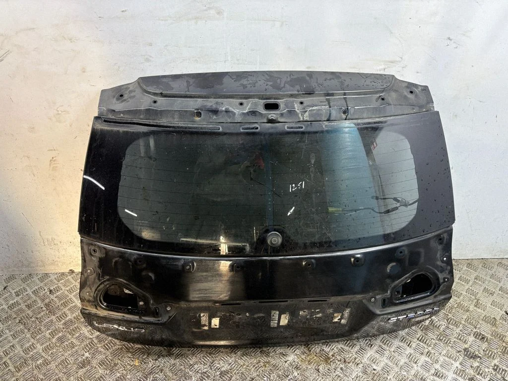 Tailgate/trunk/boot lid