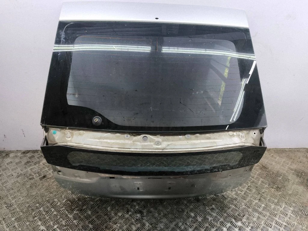 Tailgate/trunk/boot lid