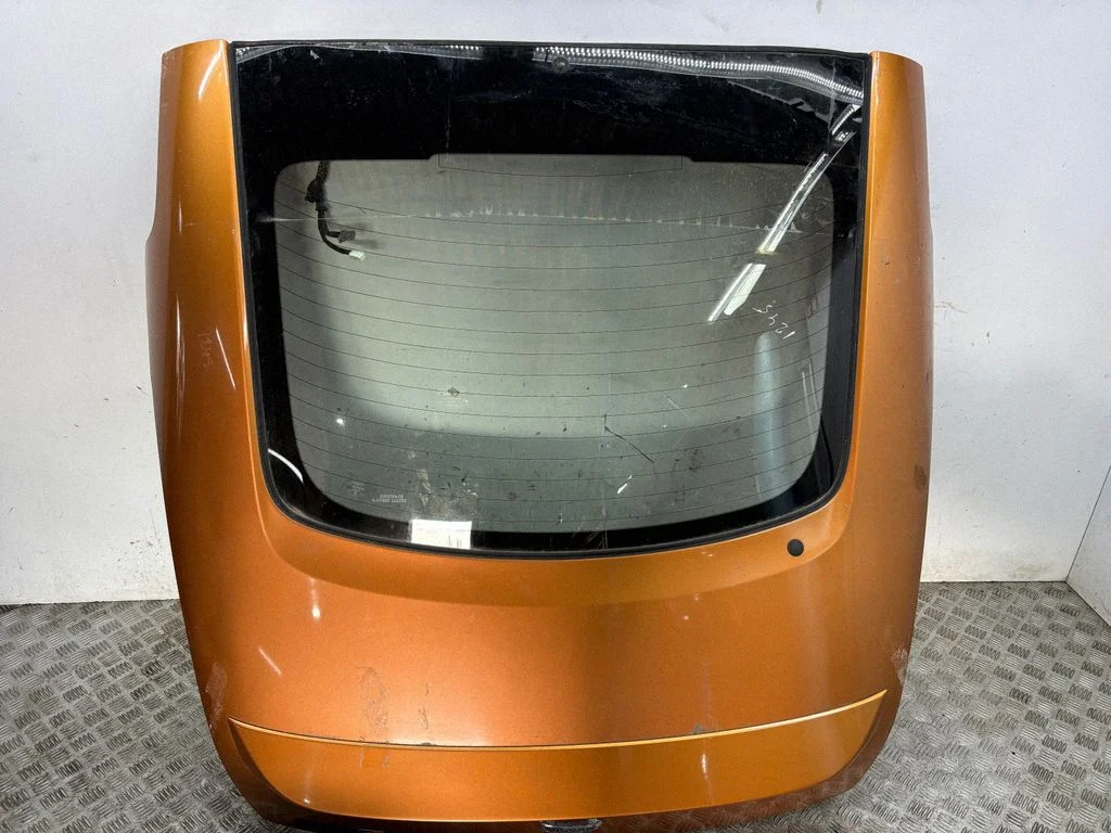 Tailgate/trunk/boot lid