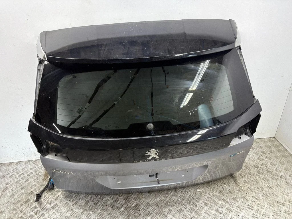 Tailgate/trunk/boot lid