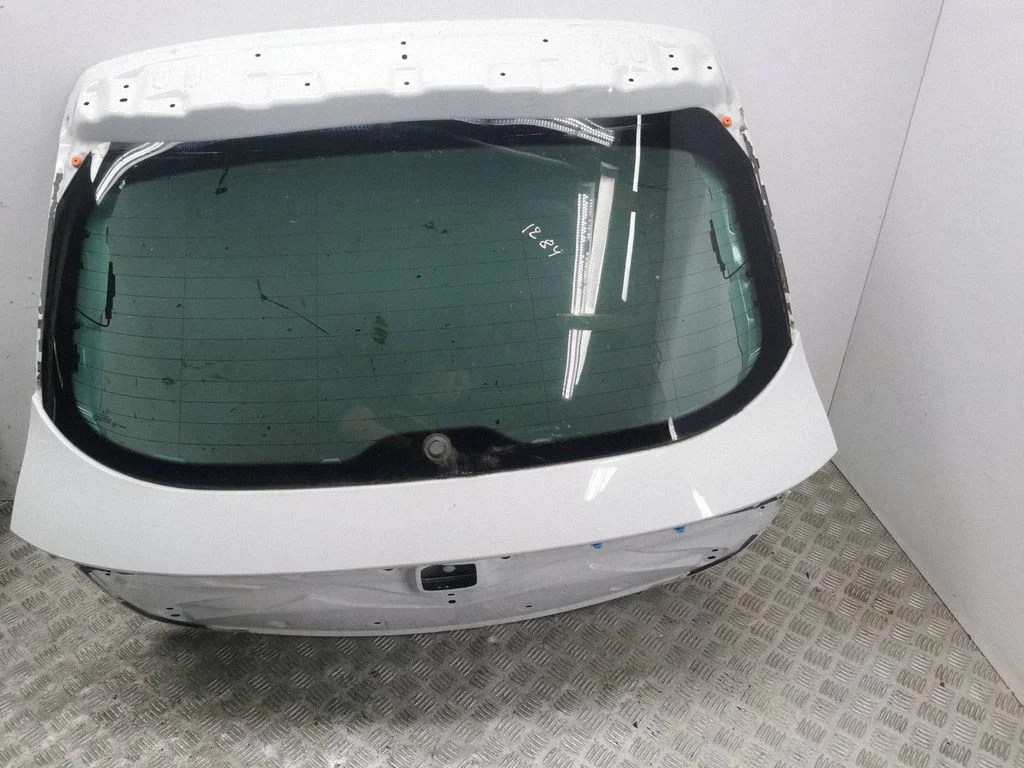 Tailgate/trunk/boot lid