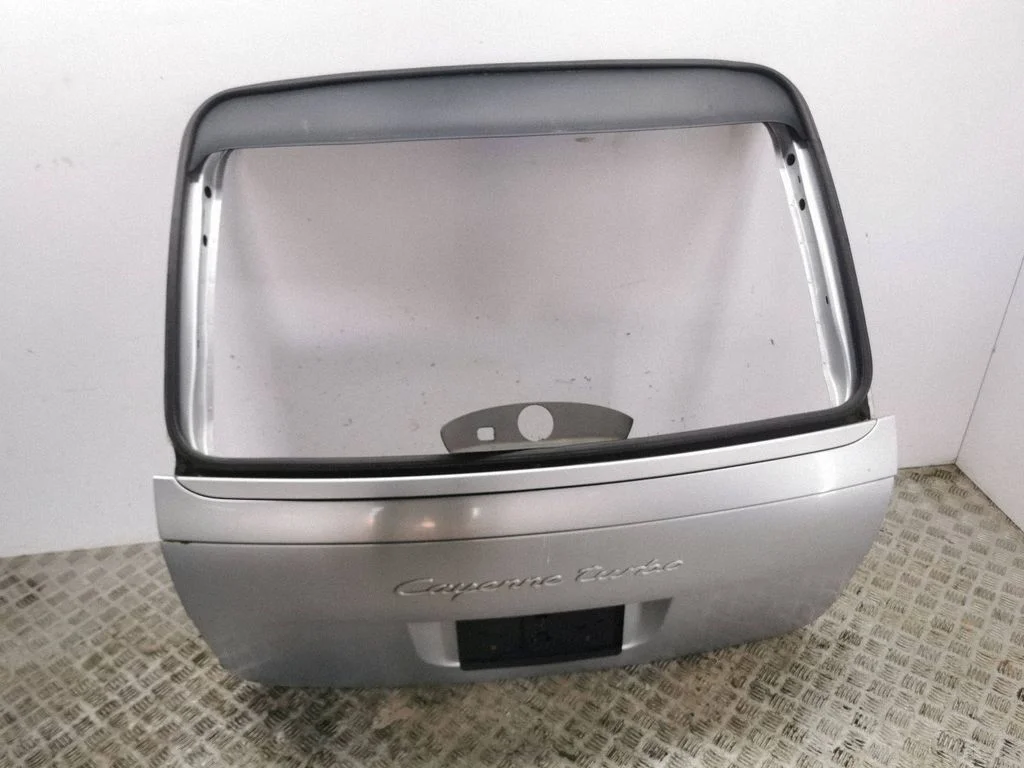 Tailgate/trunk/boot lid