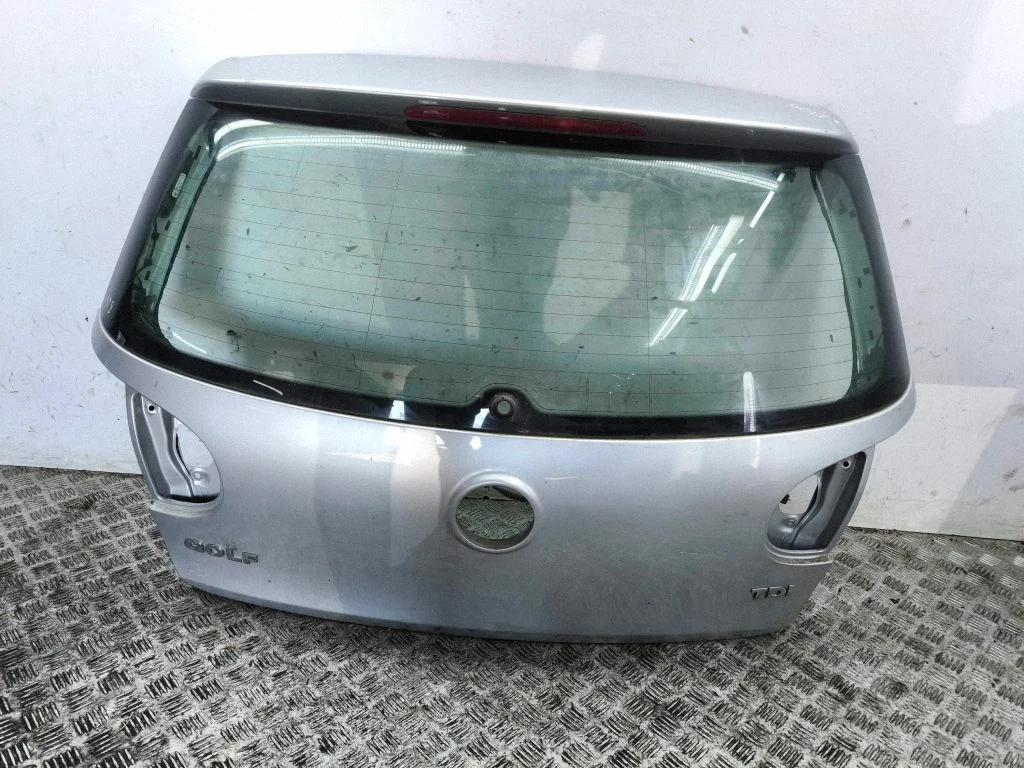 Tailgate/trunk/boot lid