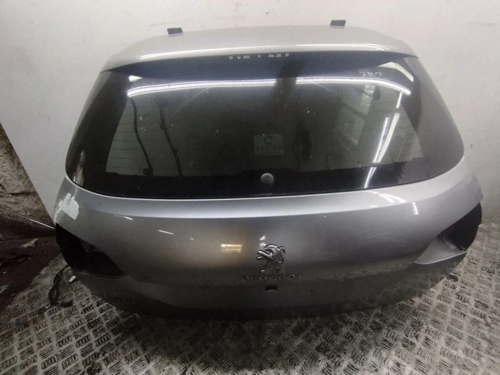 Tailgate/trunk/boot lid