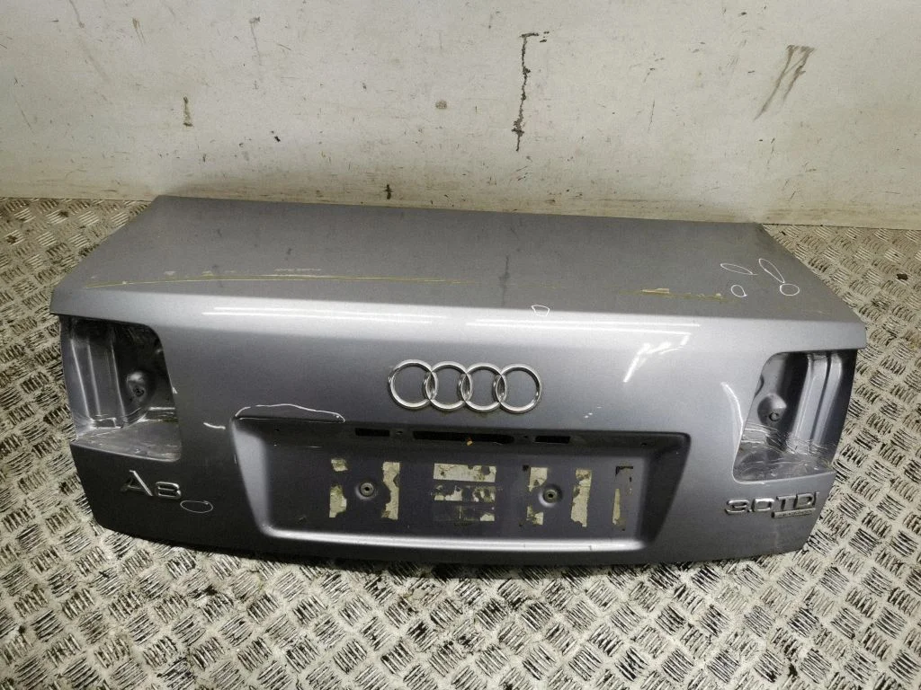 Tailgate/trunk/boot lid