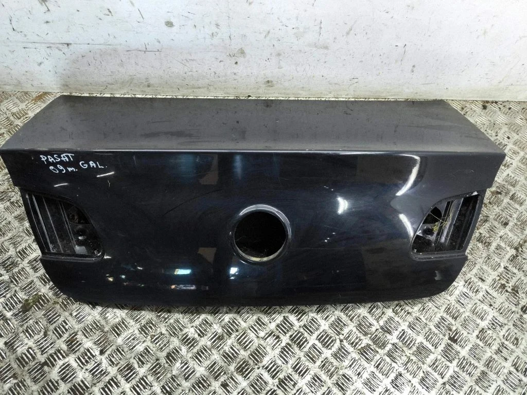 Tailgate/trunk/boot lid