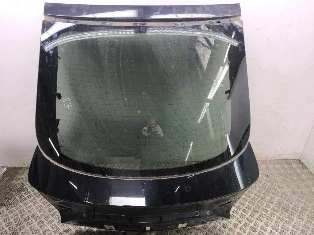 Tailgate/trunk/boot lid