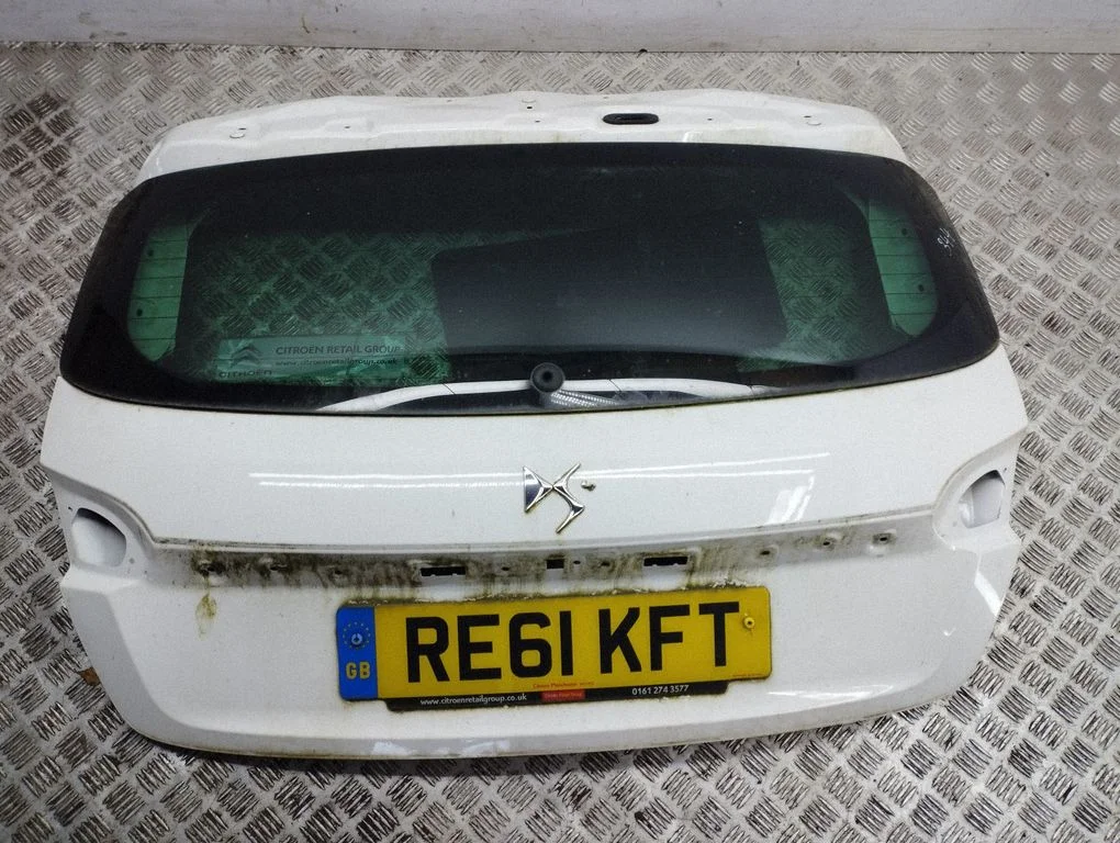 Tailgate/trunk/boot lid