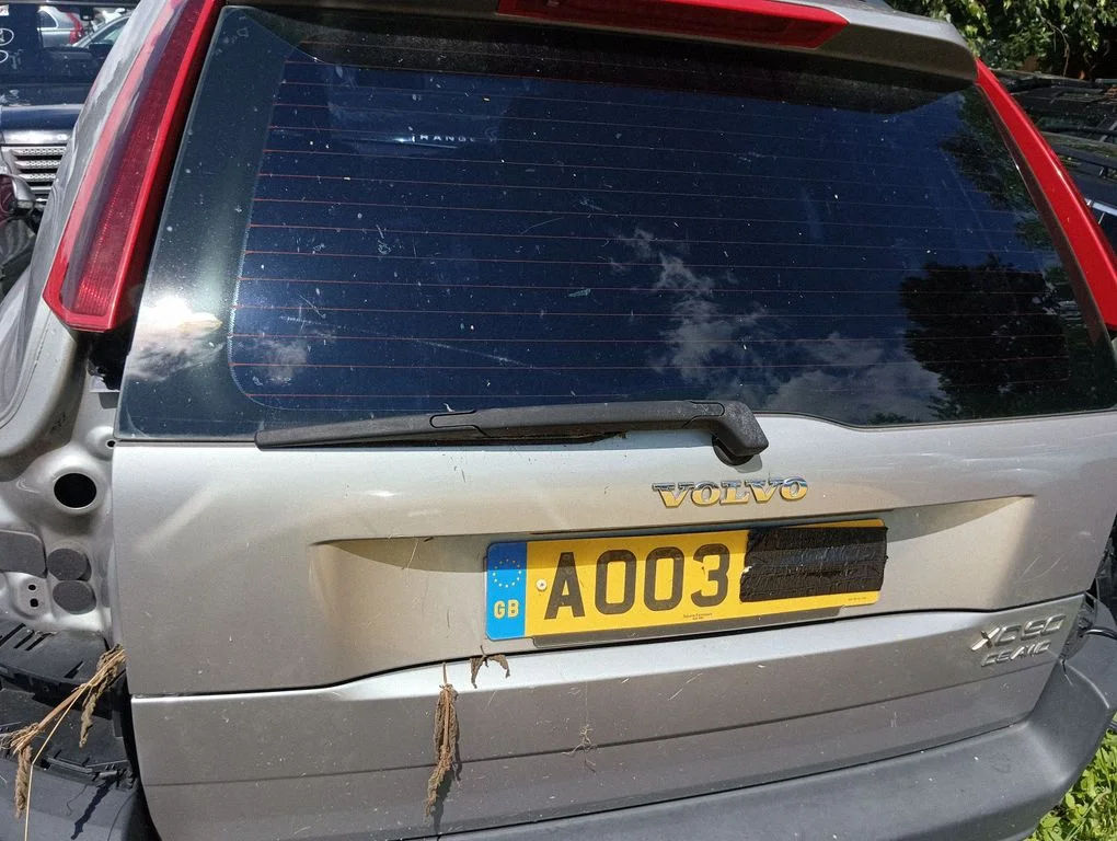 Tailgate/trunk/boot lid