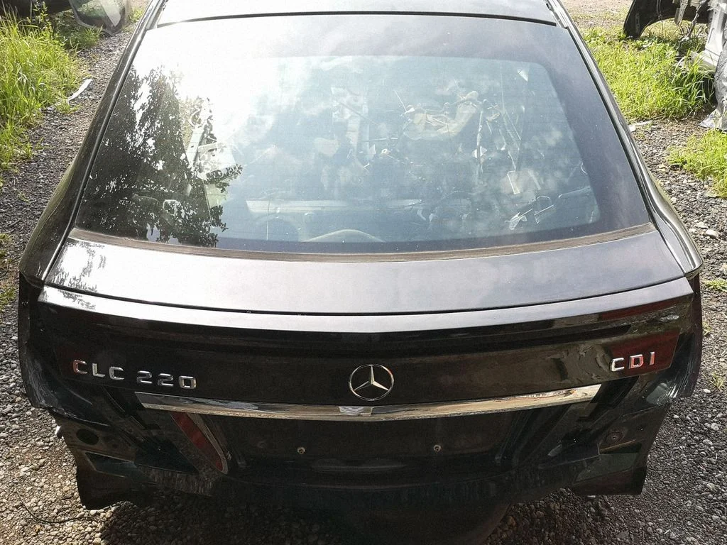 Tailgate/trunk/boot lid