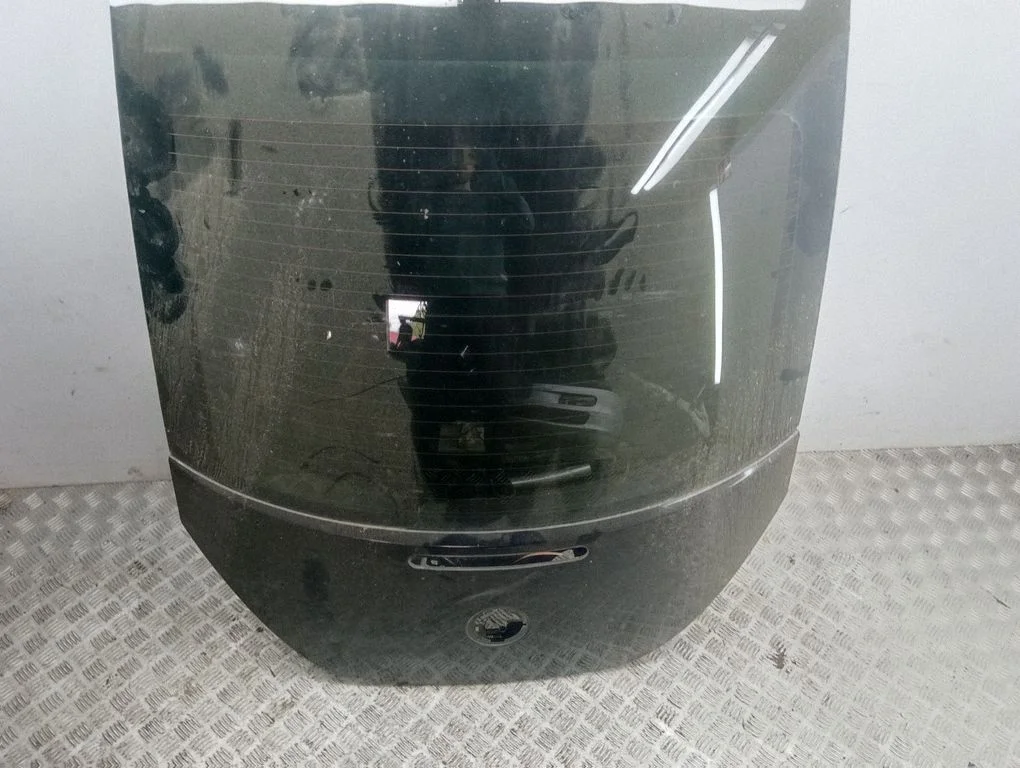 Tailgate/trunk/boot lid