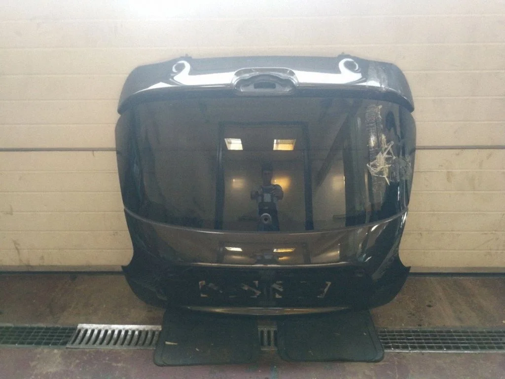 Tailgate/trunk/boot lid