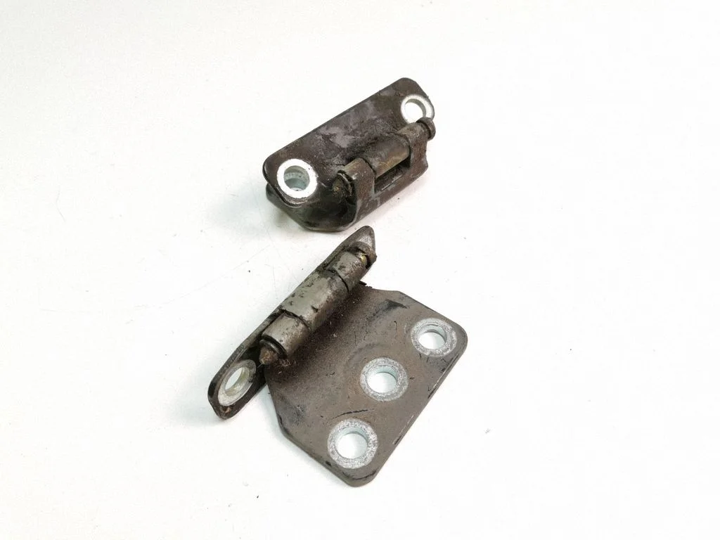 Tailgate/trunk/boot hinge 30684334