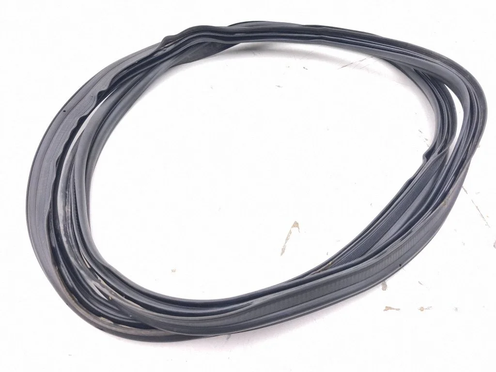 Loading door rubber seal (on body) – Renault Megane Mégane Renault Sport III (IV Based) (2017-2023)