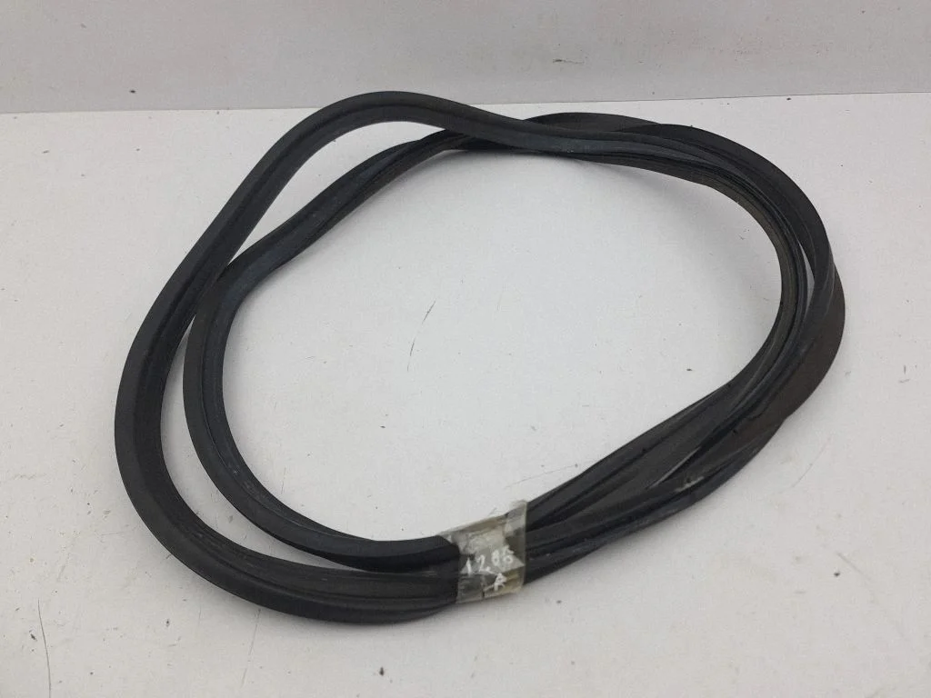 Loading door rubber seal (on body) – Lexus IS III XE30 (2013-2020)