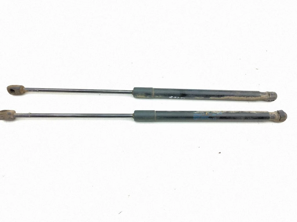 Tailgate/trunk strut/damper 4G9827552A