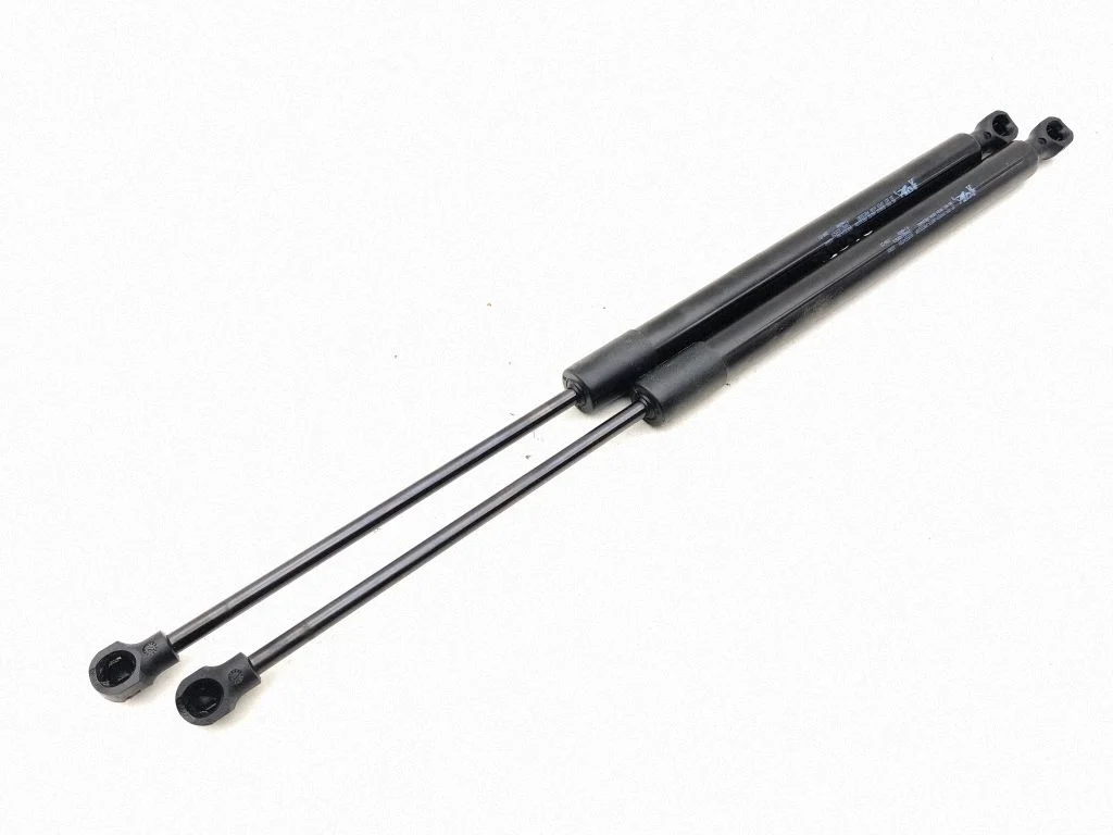 Tailgate/trunk strut/damper 9825534780