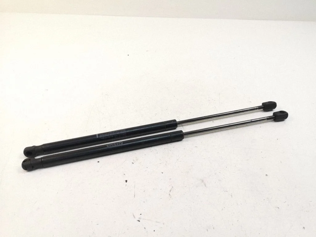 Tailgate/trunk strut/damper – Mitsubishi Outlander (2007-2012)
