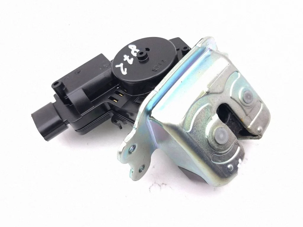 Tailgate/trunk/boot lock/catch/latch