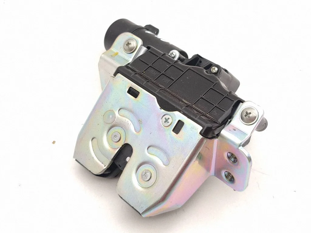 Tailgate/trunk/boot lock/catch/latch