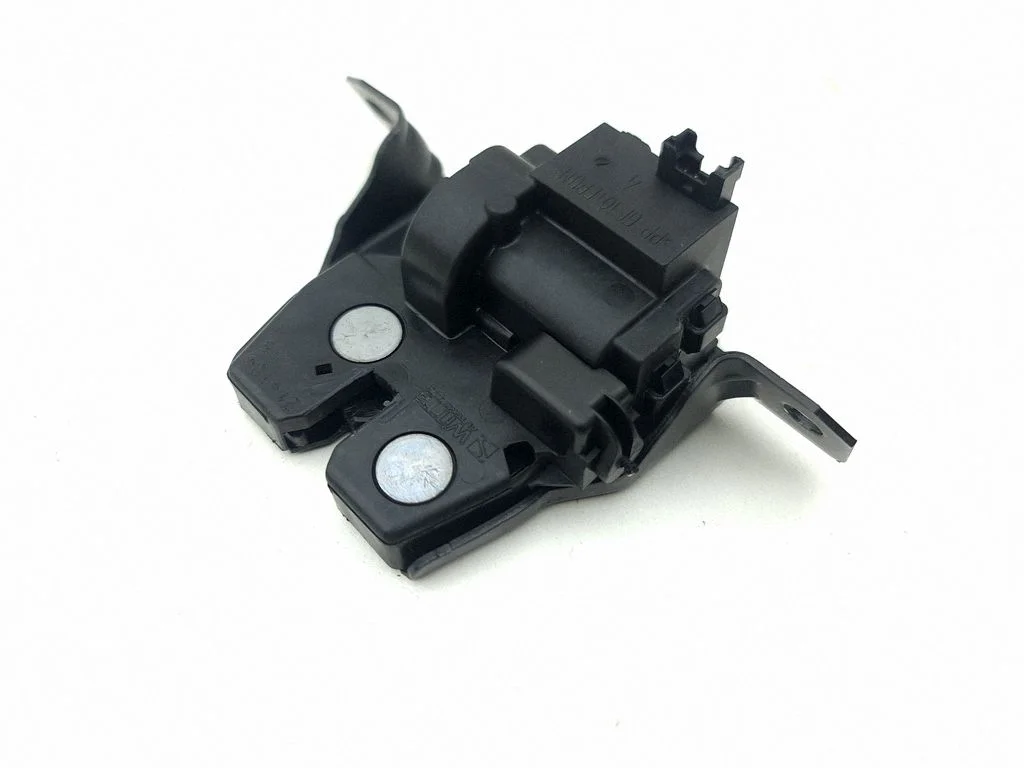 Tailgate/trunk/boot lock/catch/latch