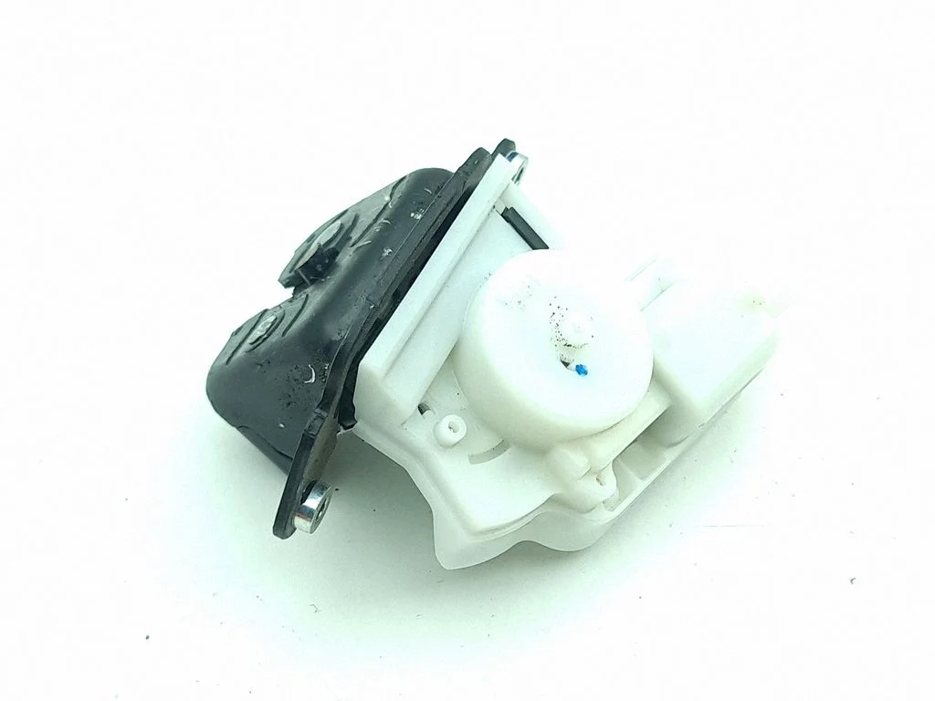 Tailgate/trunk/boot lock/catch/latch T11T51