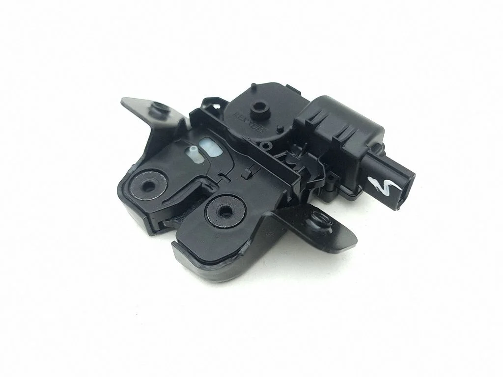 Tailgate/trunk/boot lock/catch/latch 846304010R