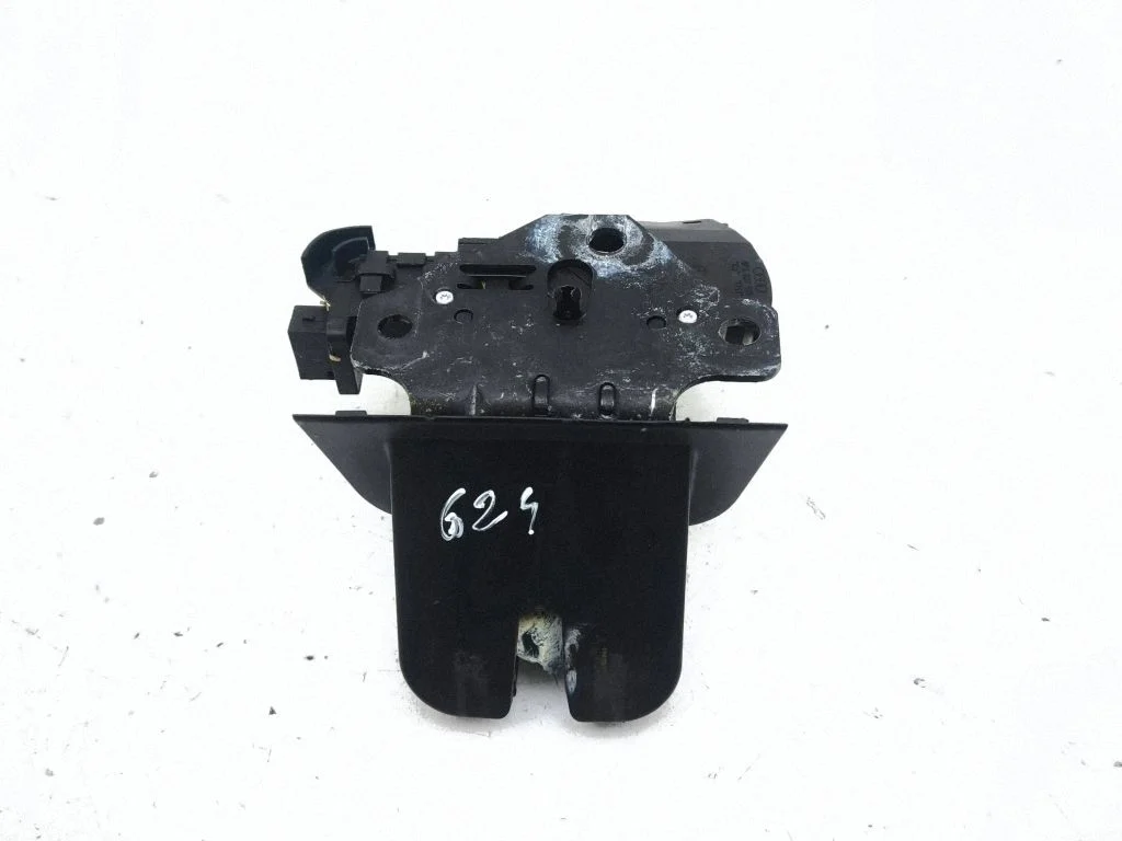 Tagaluugi lukk 8P4827505C
