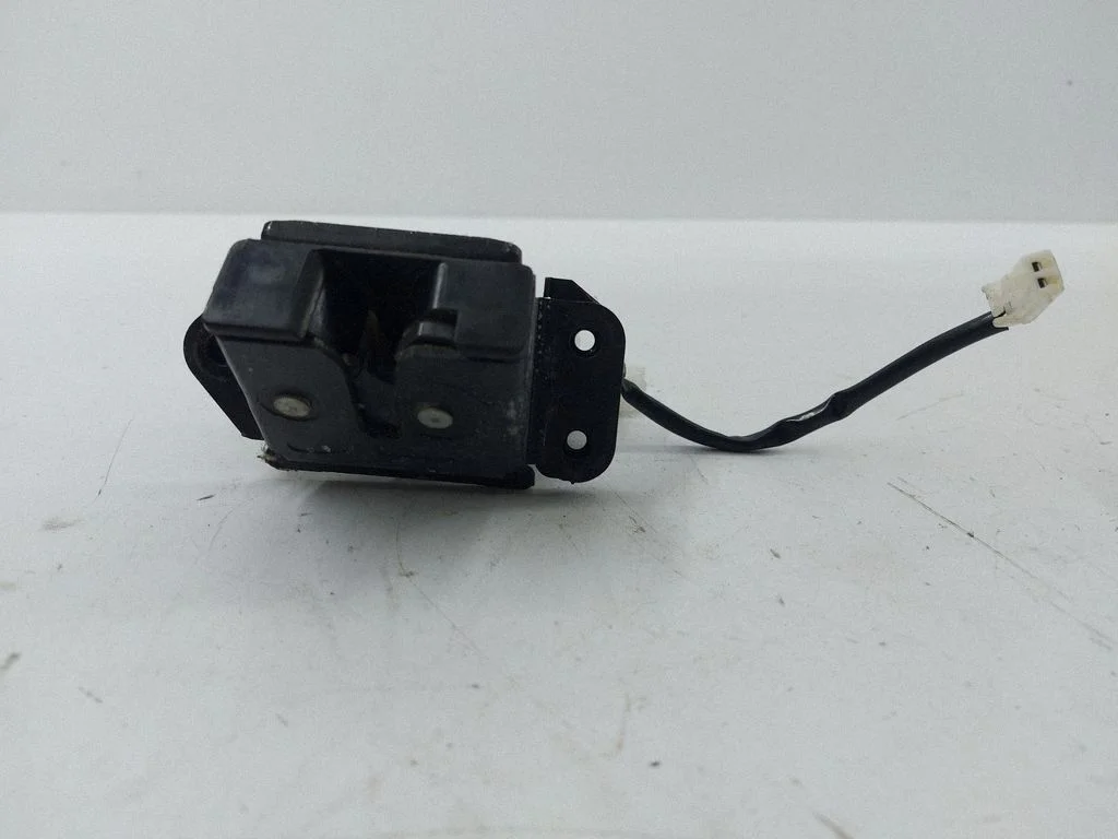 Tailgate/trunk/boot lock/catch/latch